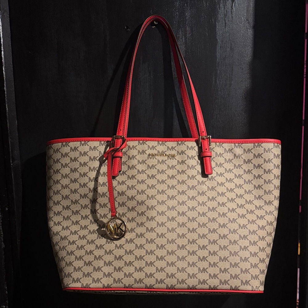 Michael Kors Signature Red and Tan Tote Clean Large Carry All